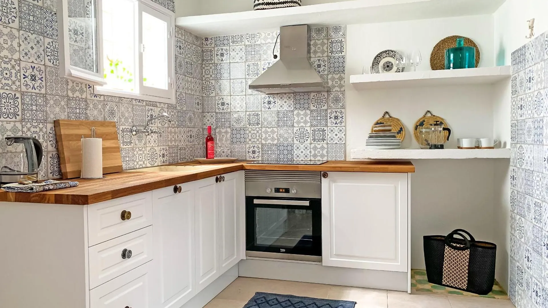 Casa Salinas, Elegant Flat W Patio In Taviras Historical Centre Apartment