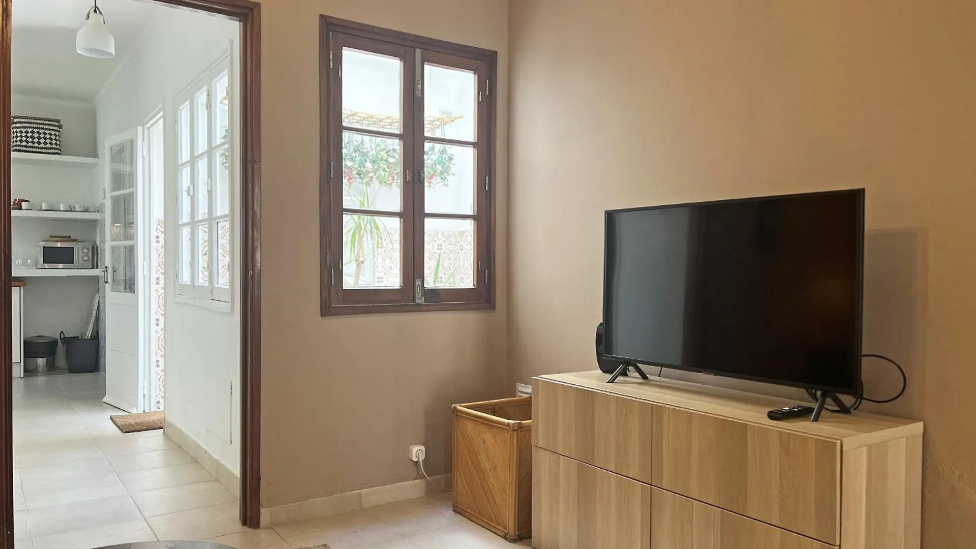 Casa Salinas, Elegant Flat W Patio In Taviras Historical Centre Apartment